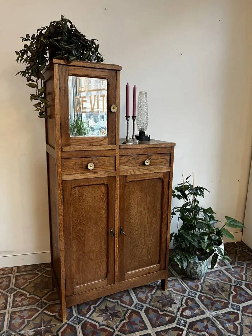 French elegance – Art Deco sideboard