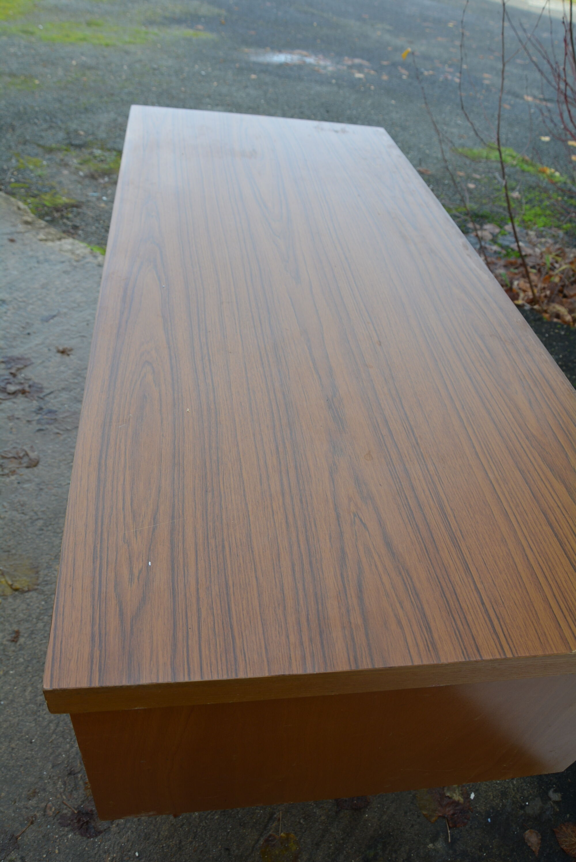 Vintage desk compass feet