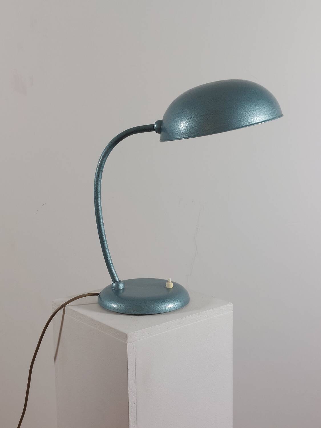 1940s Bauhaus-style workshop desk lamp by Gebrüder Cosack