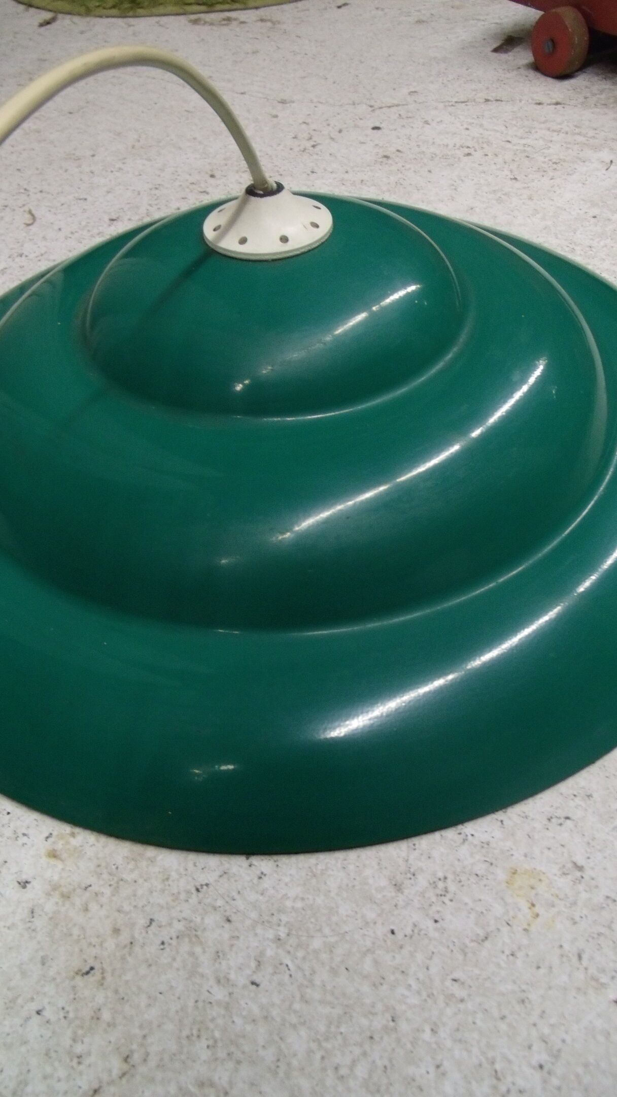 Lustre suspension metal vert et blanc vintage