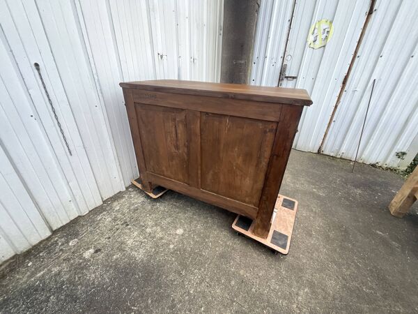 Commode en noyer et ronce de noyer, fin XIXe, 4 tiroirs