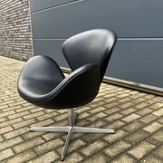 Originele zwart lederen Fritz Hansen Swan chair Topstaat!