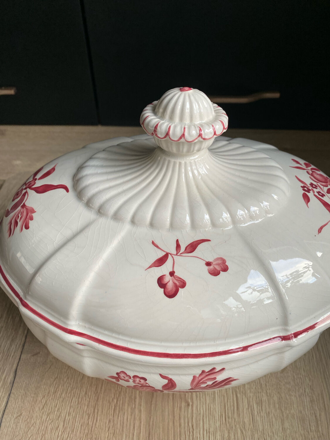 Niderviller porcelain soup tureen