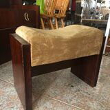 Hairdresser with triptych mirror and stool