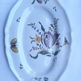 Plat en faïence d'Aprey