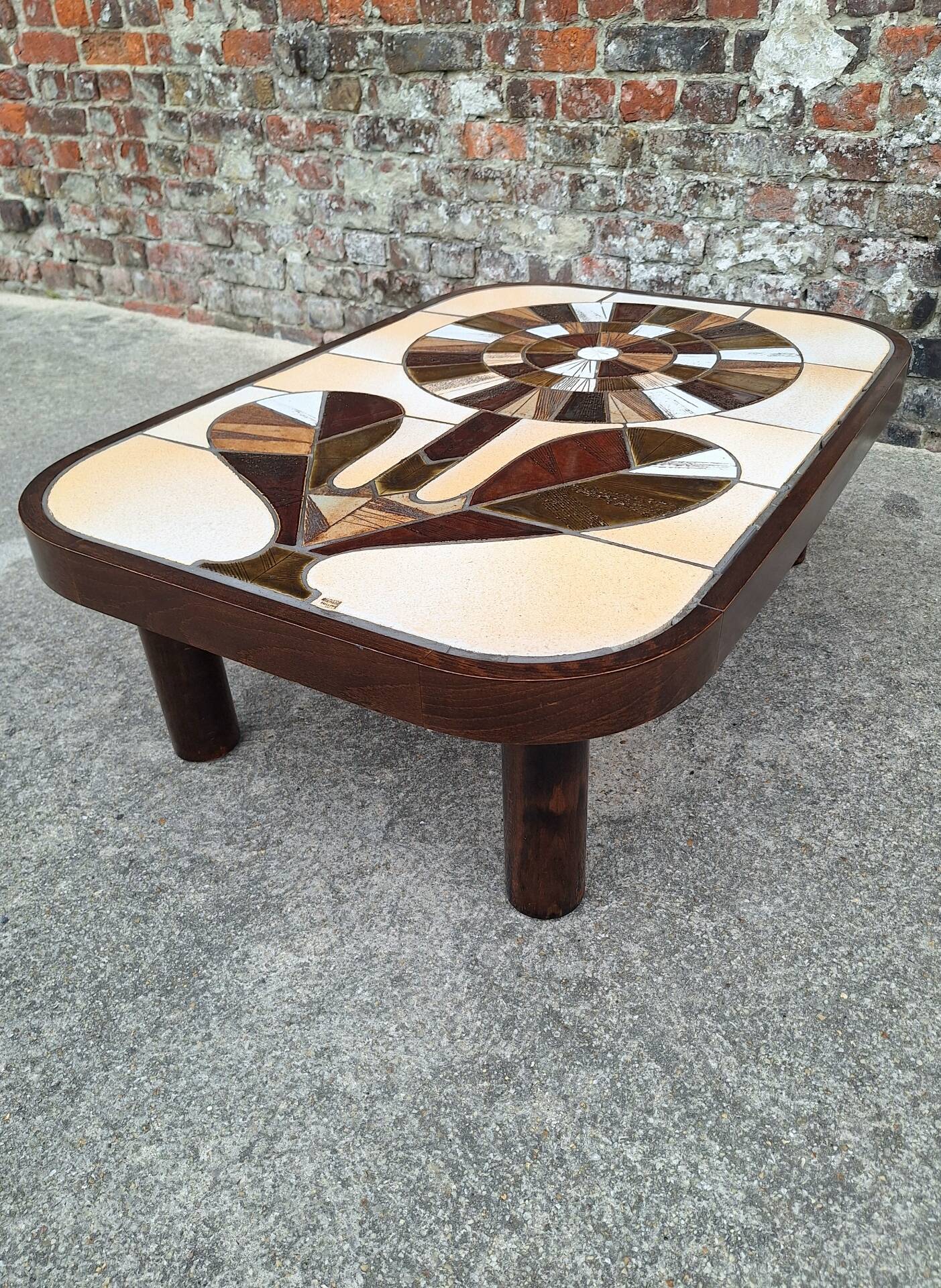 Roger Capron, vintage coffee table with ceramic top, design furniture.