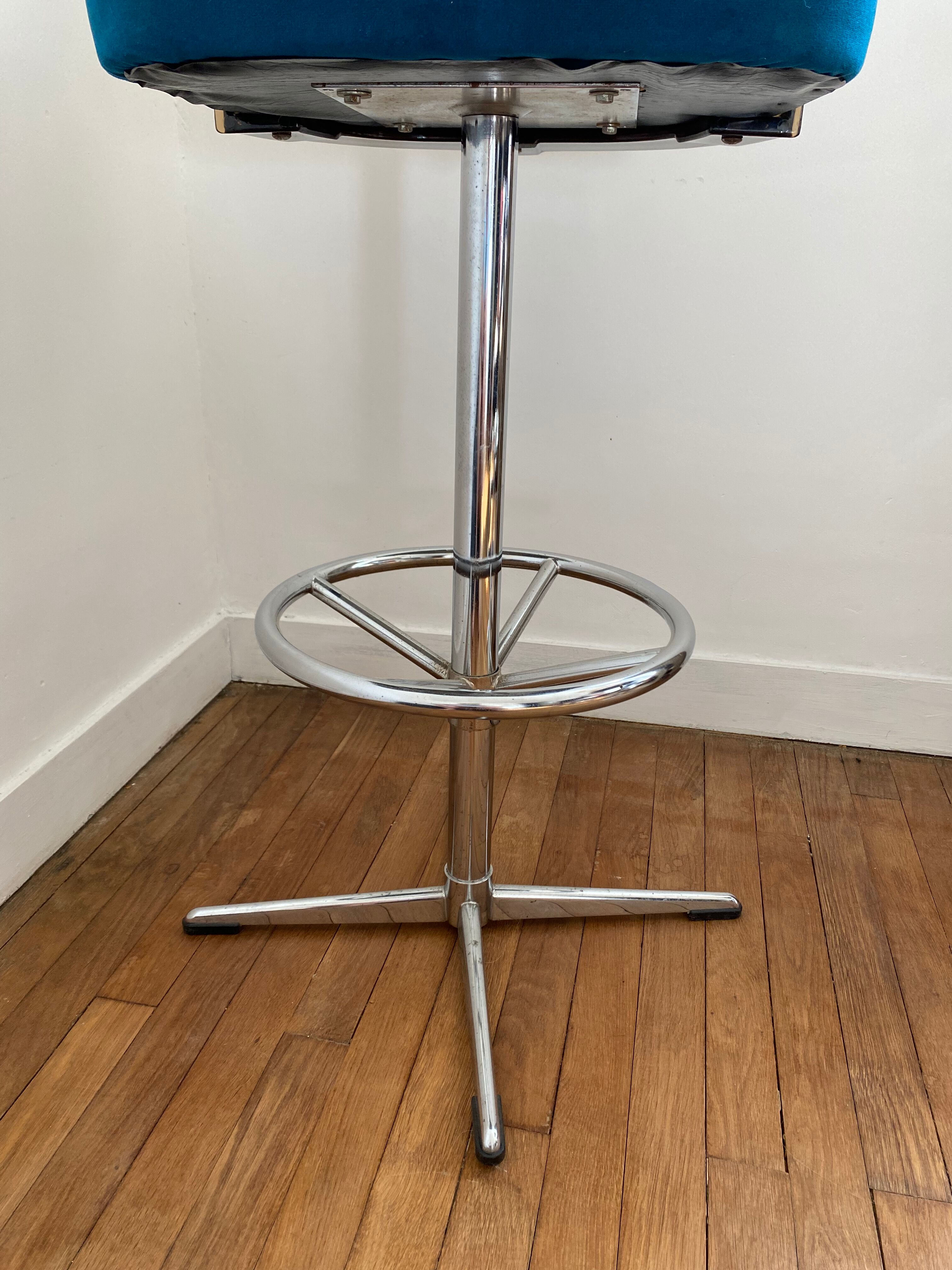 Vintage bar chair 1970