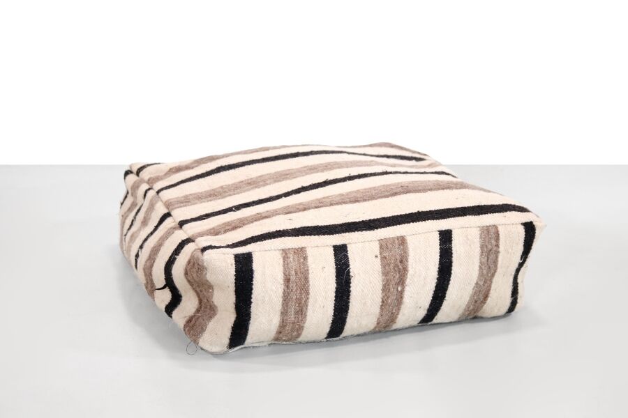 Vintage Moroccan Berber pouf in wool