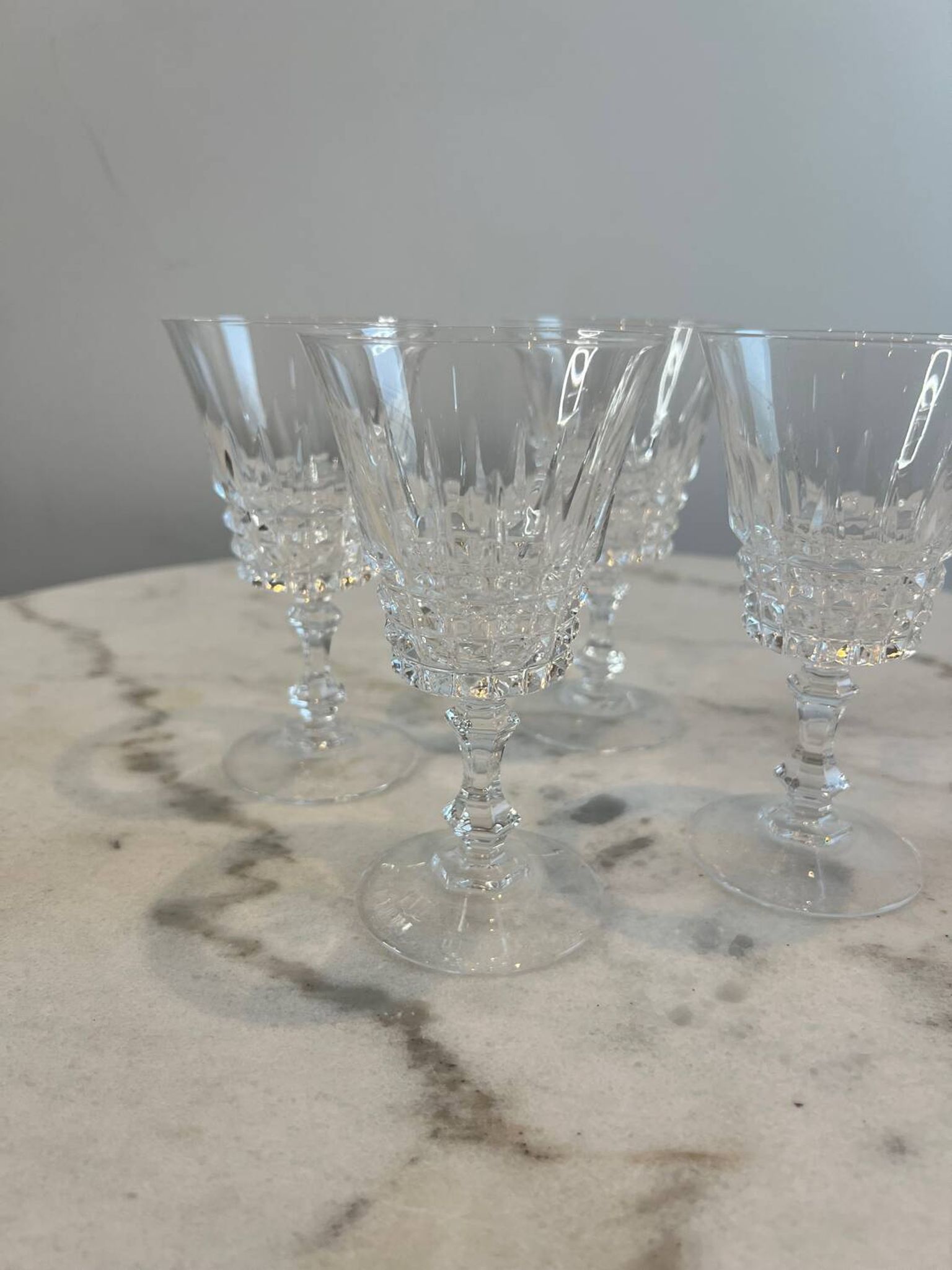 Lot de 4 verre à pied en Cristal