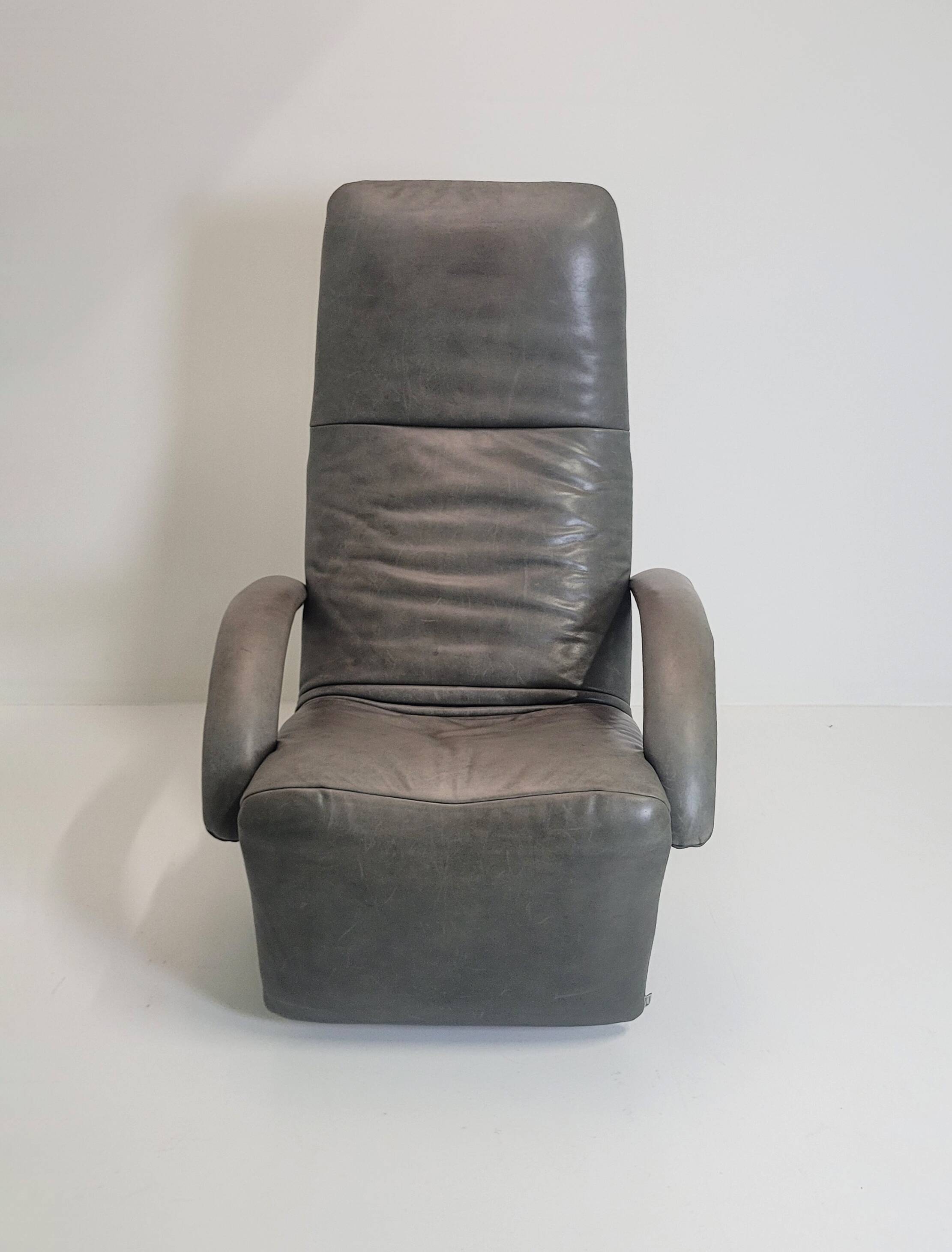 Jori Yoga Recliner – Mono-Move