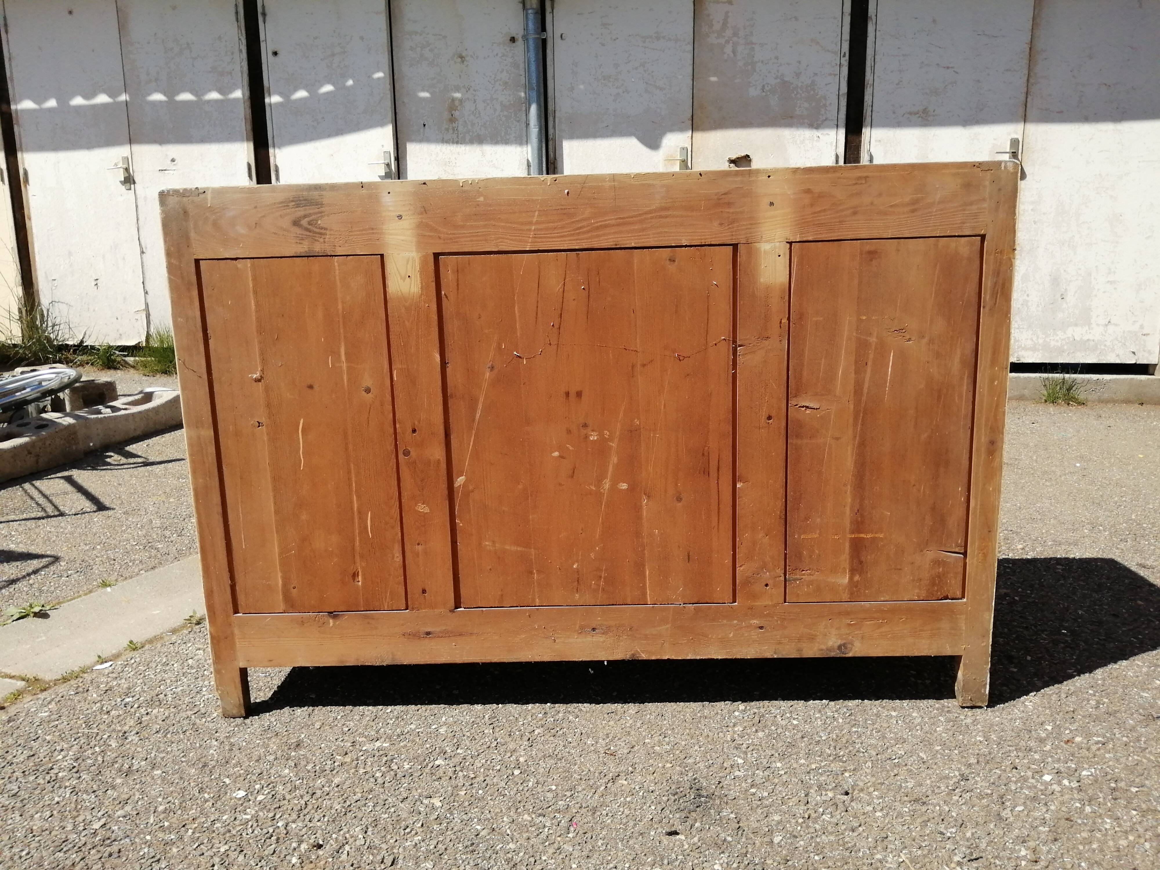 Mado Buffet Stock - Vintage