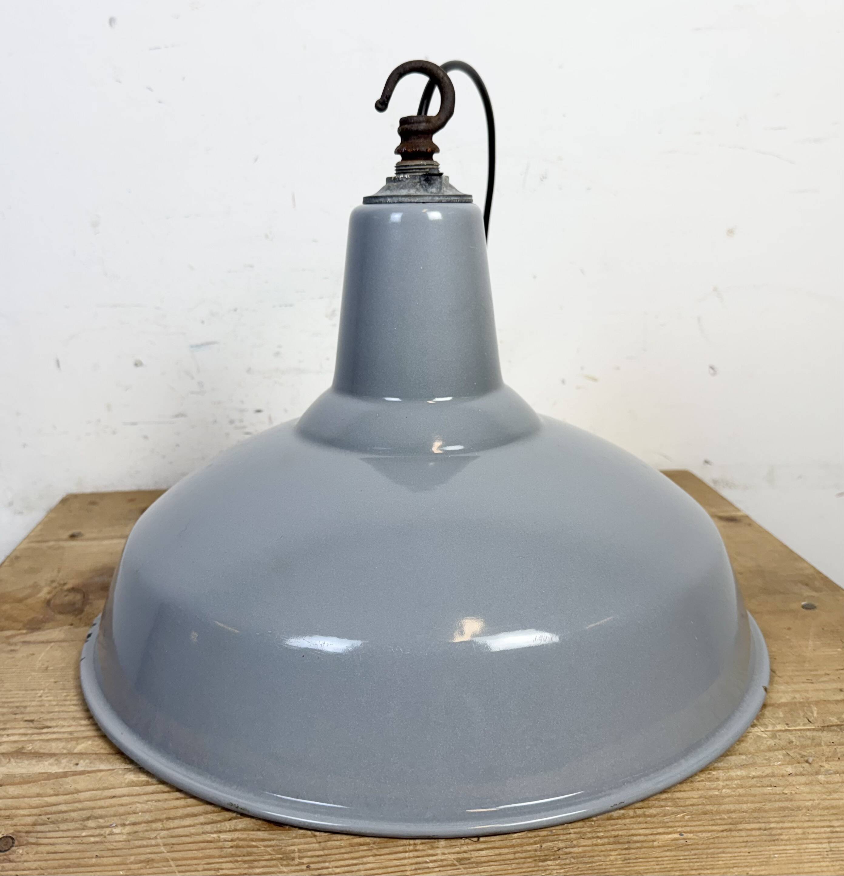 Industrial British Grey Enamel Factory Pendant Lamp, 1960s