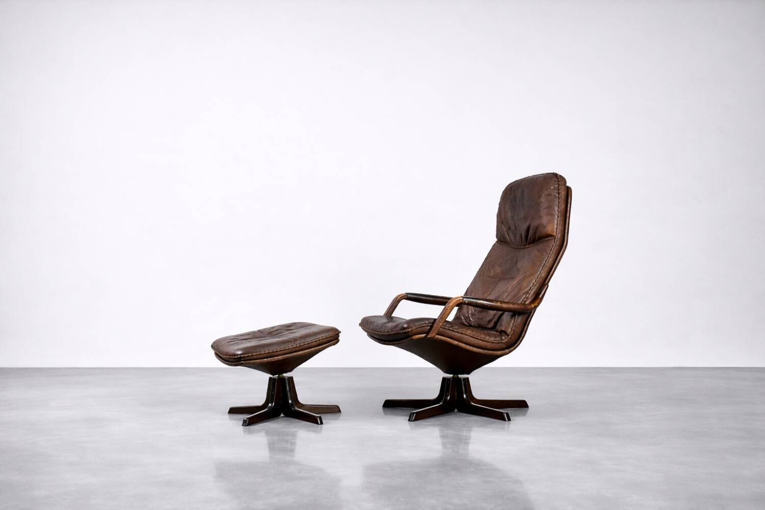 Vintage Mid-Century Danish Modern Leather Adjustable Easy Chair and Ottoman