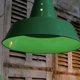 Lampe industrielle hangar abat jour en aluminium vert