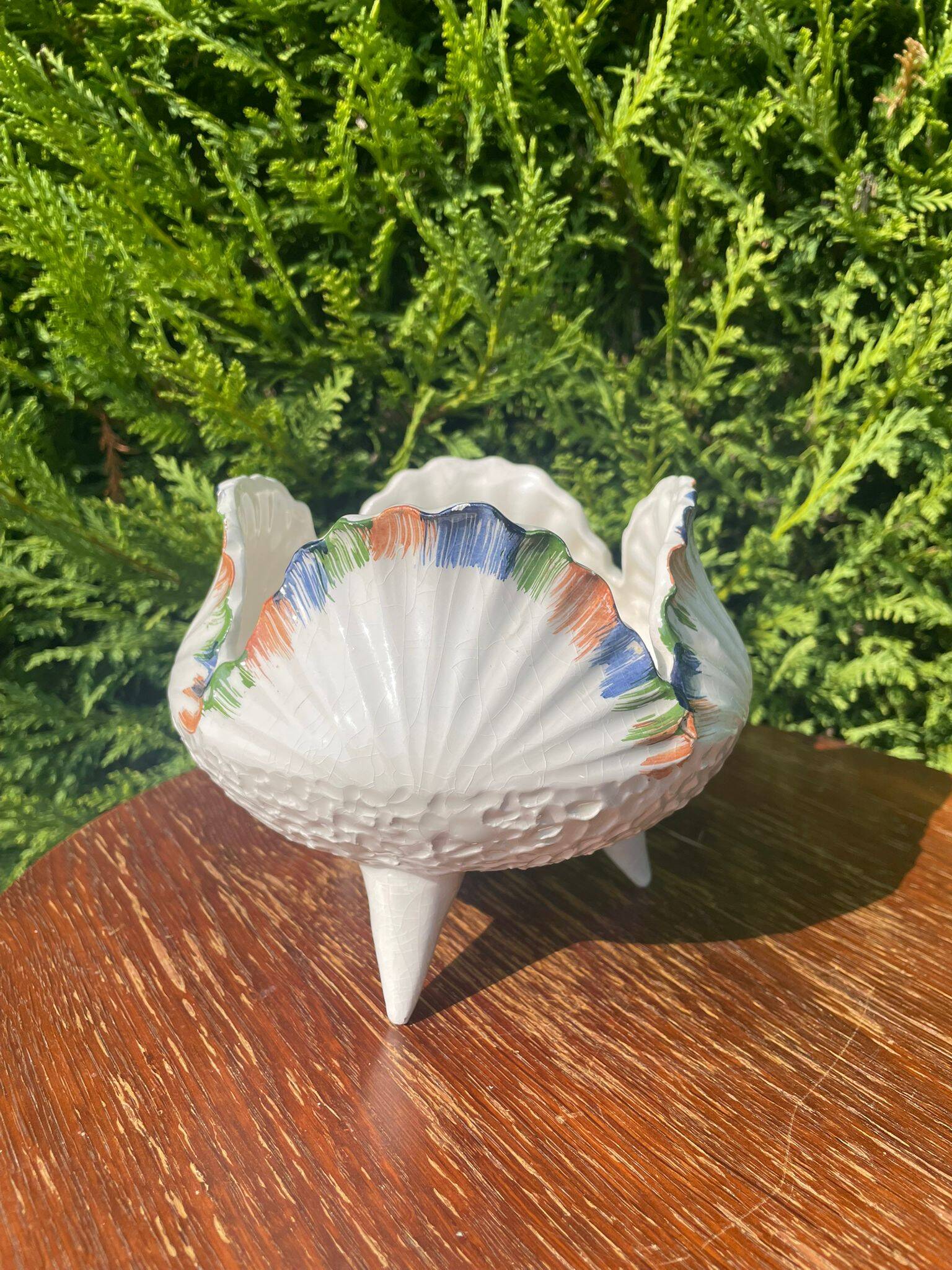 Jardinière tripode