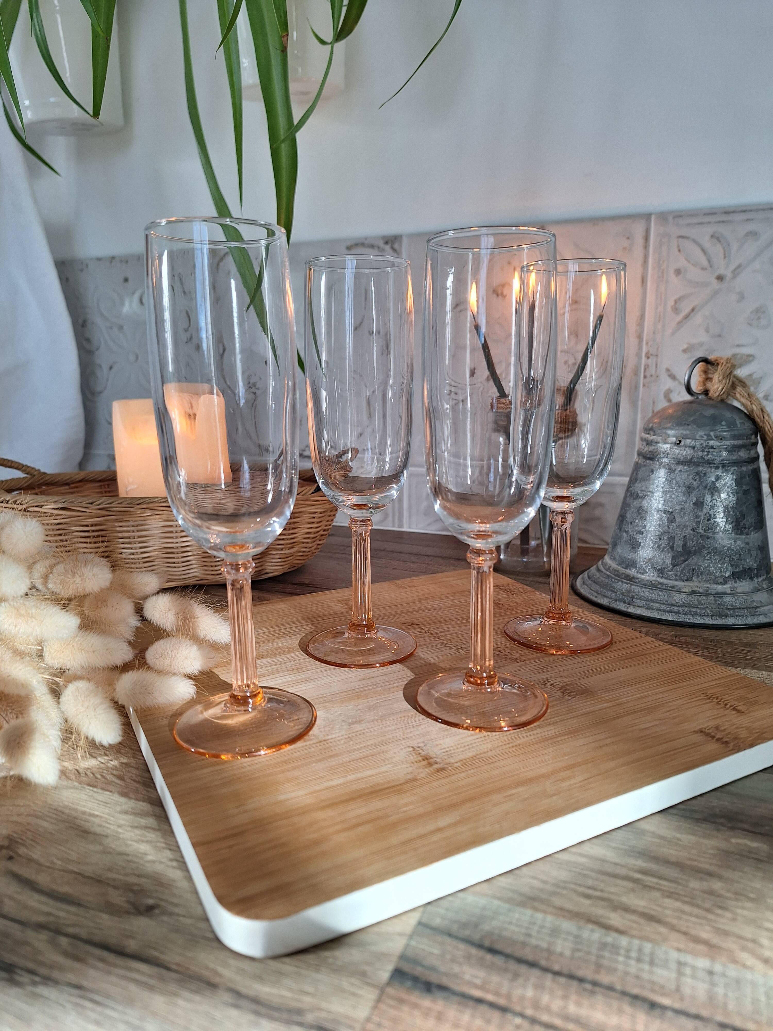 Vintage pink champagne flute Luminarc