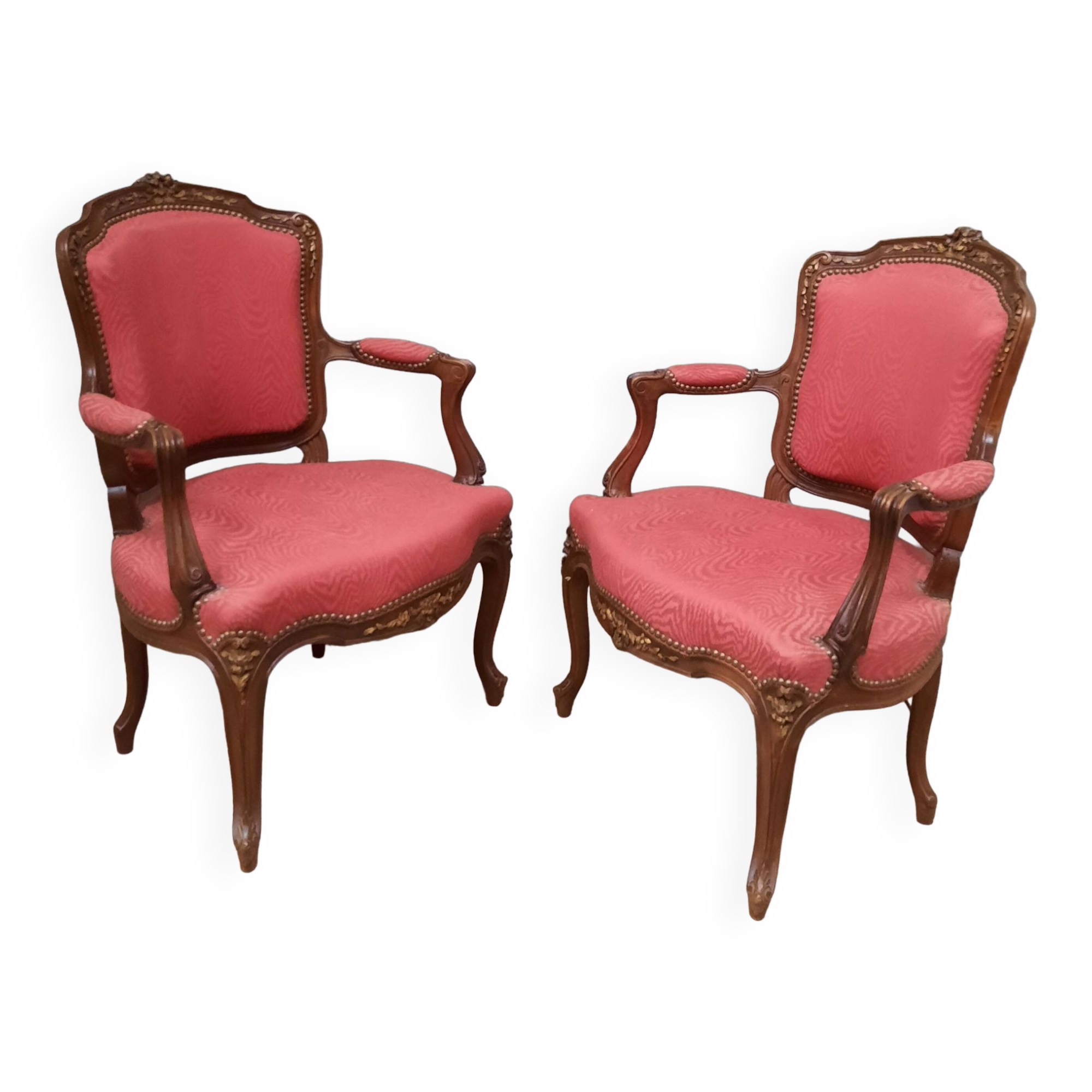 Paire de fauteuils style Louis XV