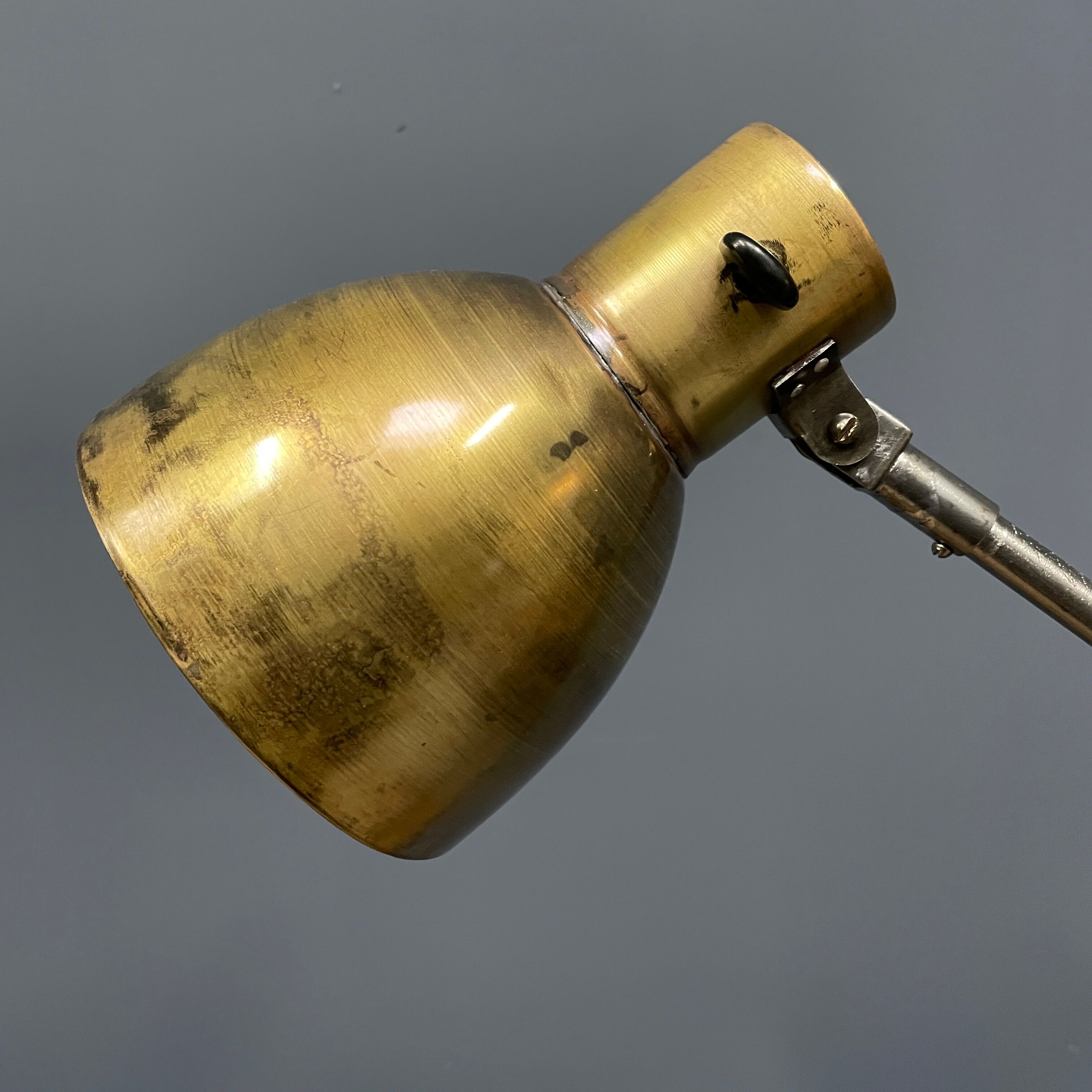 Industria rotterdam clamp lamp with brass shade