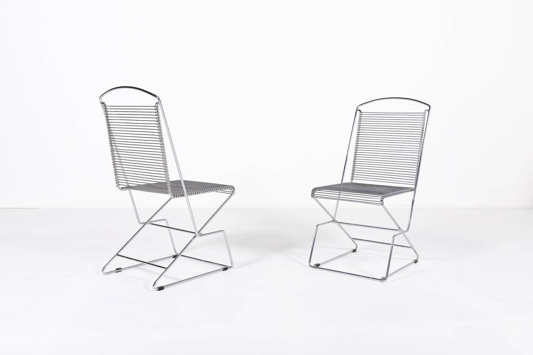 Set of 4 Vintage Architectural steel wire chairs, Italy