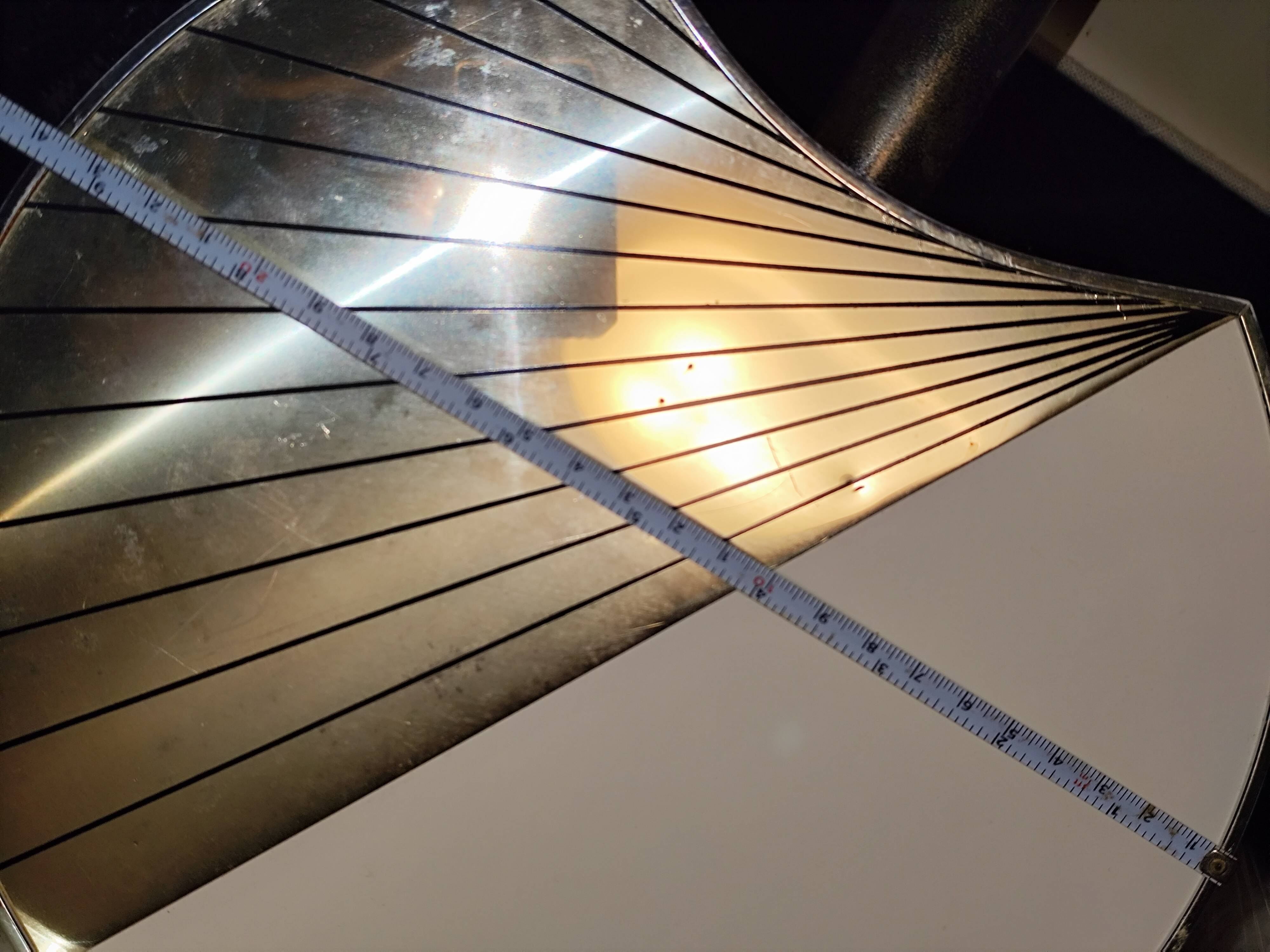 Vintage table lamp the dolphin Croissy white