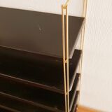 String shelf