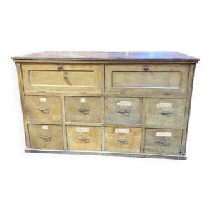 Ancien meuble de métier