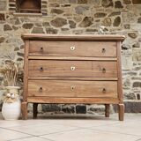 Antique chest of drawers