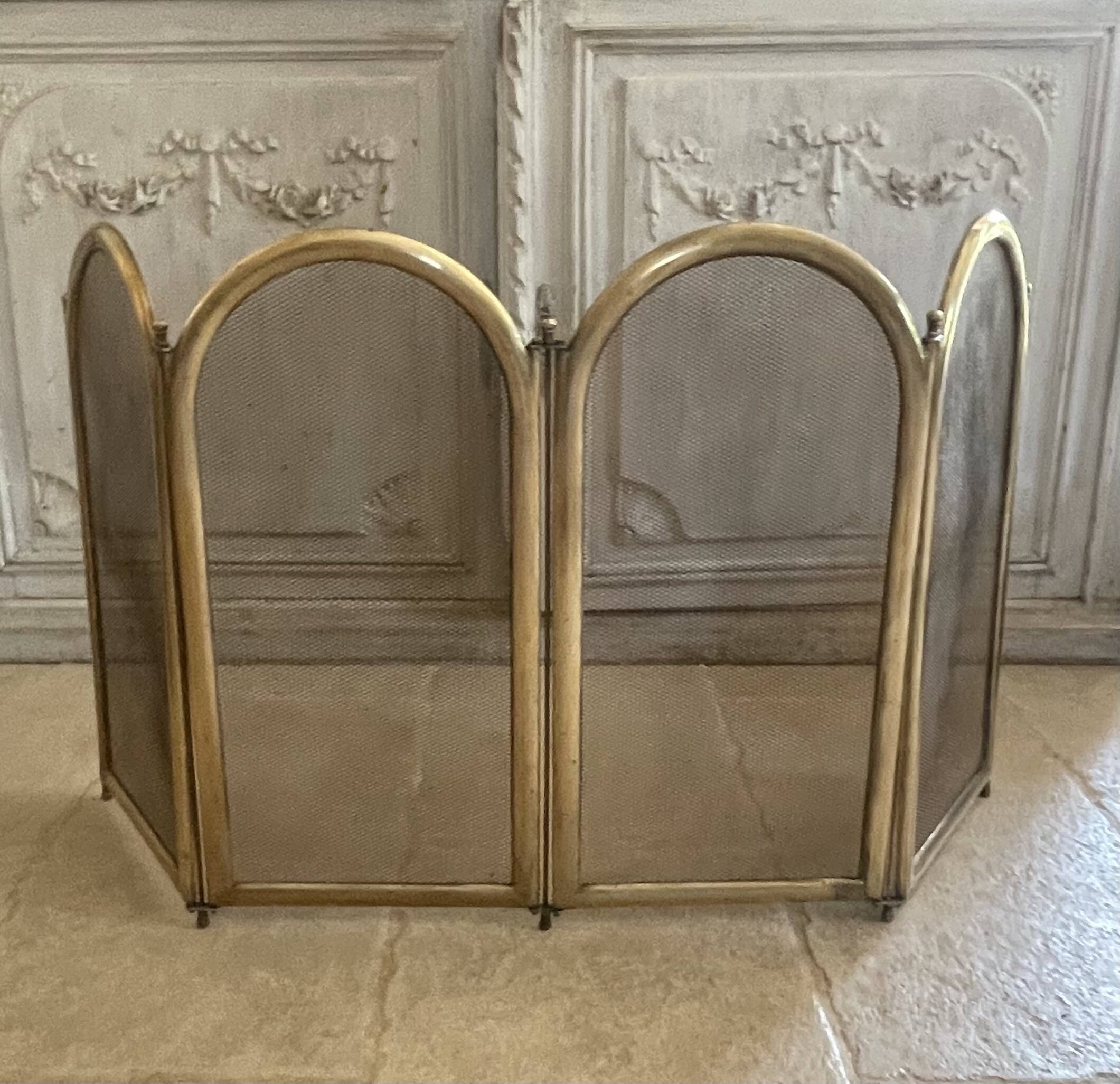 Vintage brass fireplace screen, folding spark guard with 4 panels,