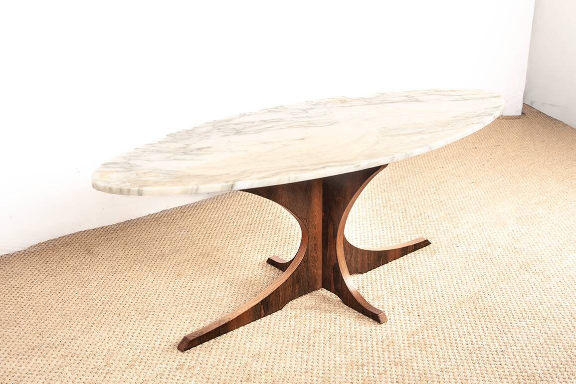 Oval coffee table in Carrara marble and rosewood, Hugues Poignant 1960