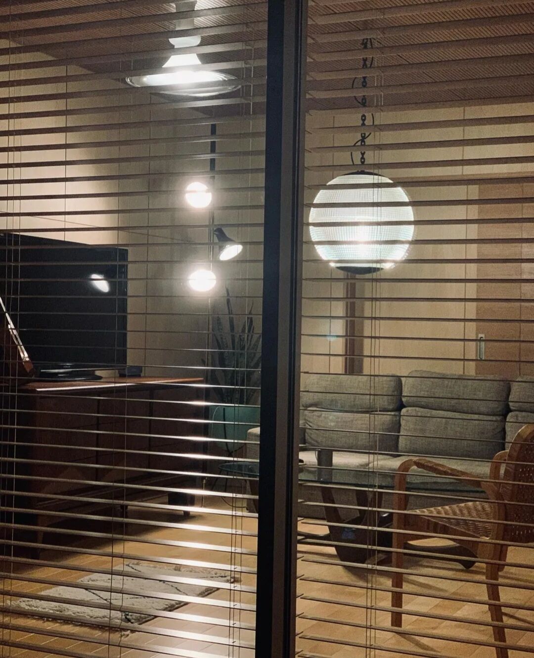 Holophane ball suspension 1960