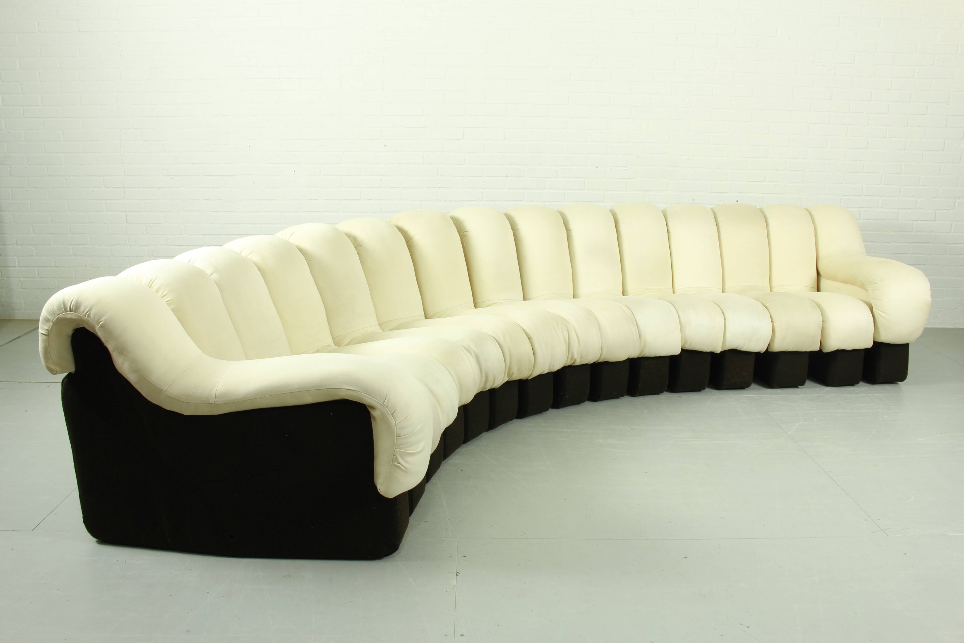 De Sede DS-600 'Non Stop' Sofa DS-600 by Eleonore Peduzzi Riva for de Sede with 15 elements, Switzer