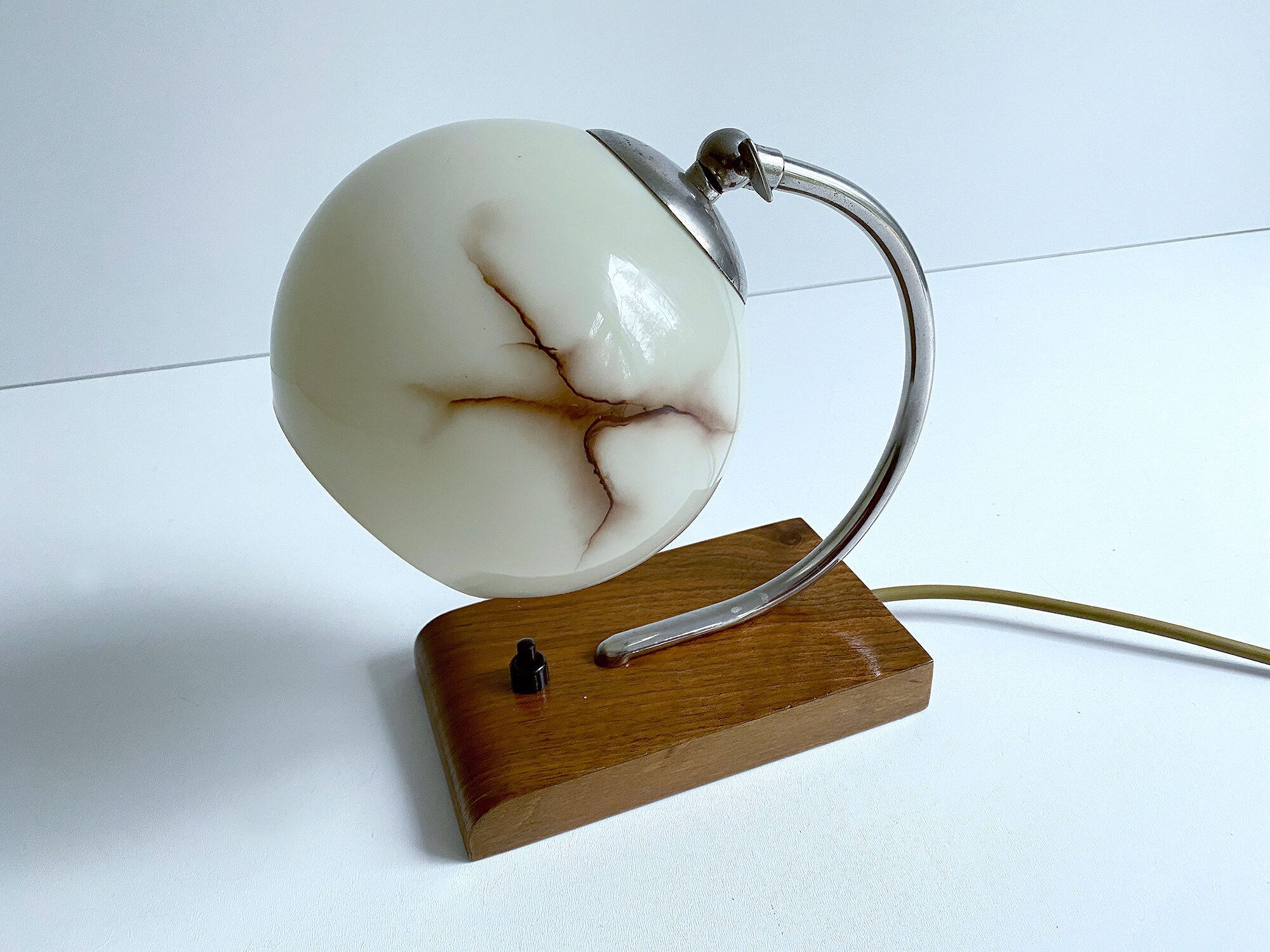 Table lamp art deco bauhaus, Vintage, 30s, Opaline Wood