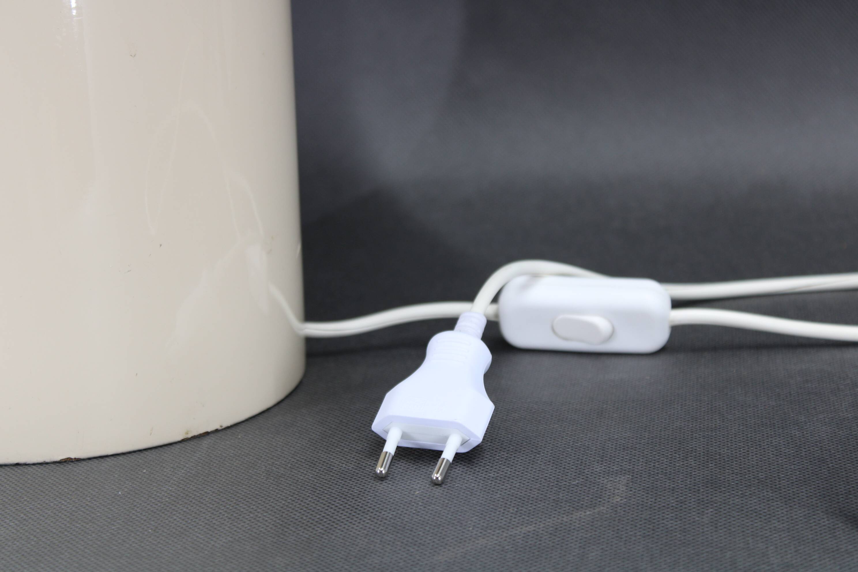 1970s EARLY Edition of Vico Magistretti 'Atollo' Table Lamp, Italy