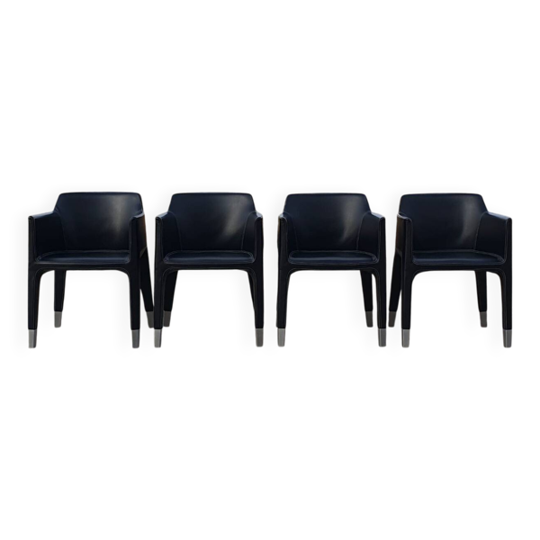 4 fauteuils noirs Plank Claudio Bellini Mon Ami