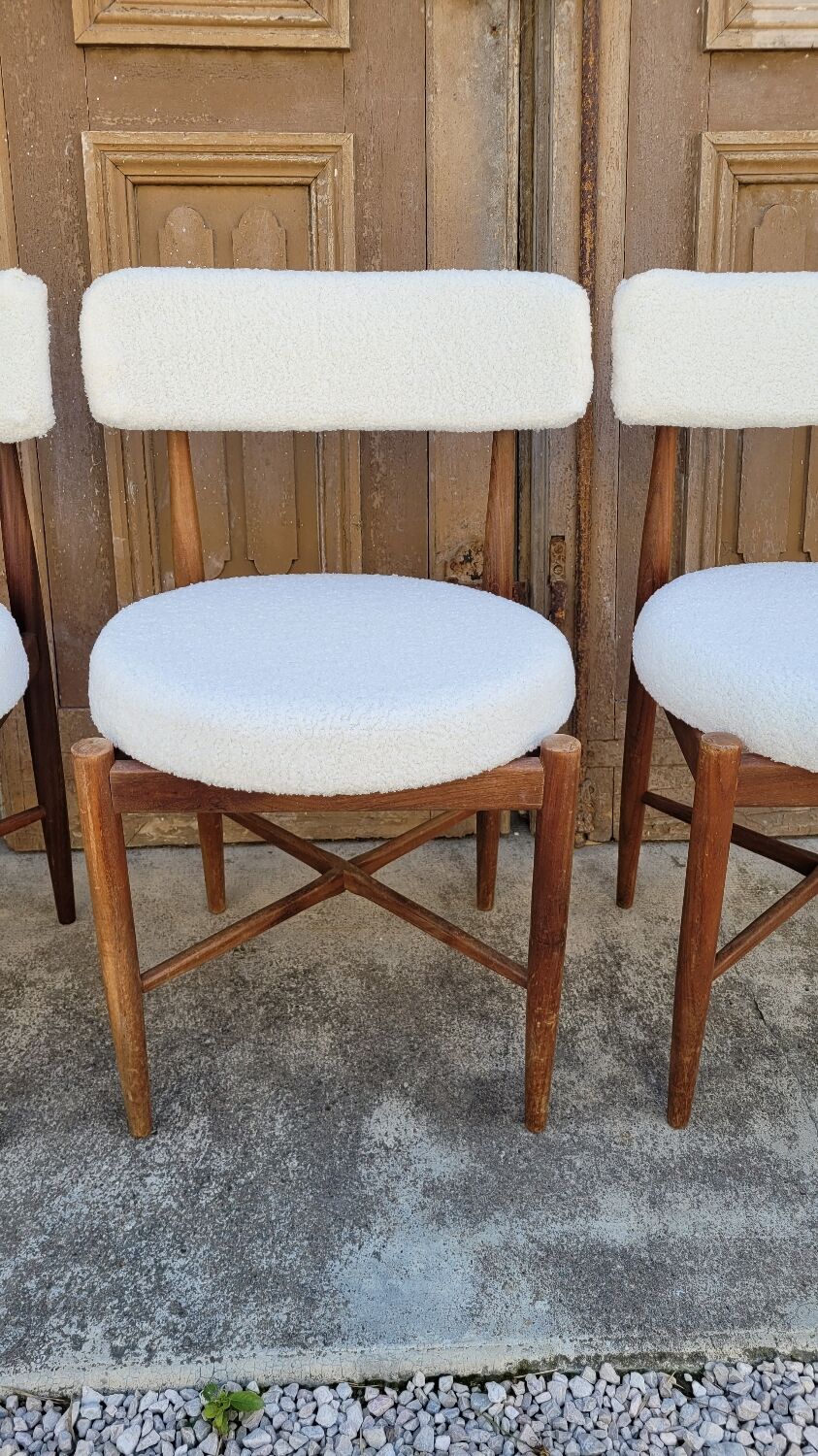 Series of 4 design Scandinavian teak chairs