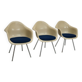 Set of Three Parchment Fiberglass DAX Armhairs Eames for Herman Miller / Vi