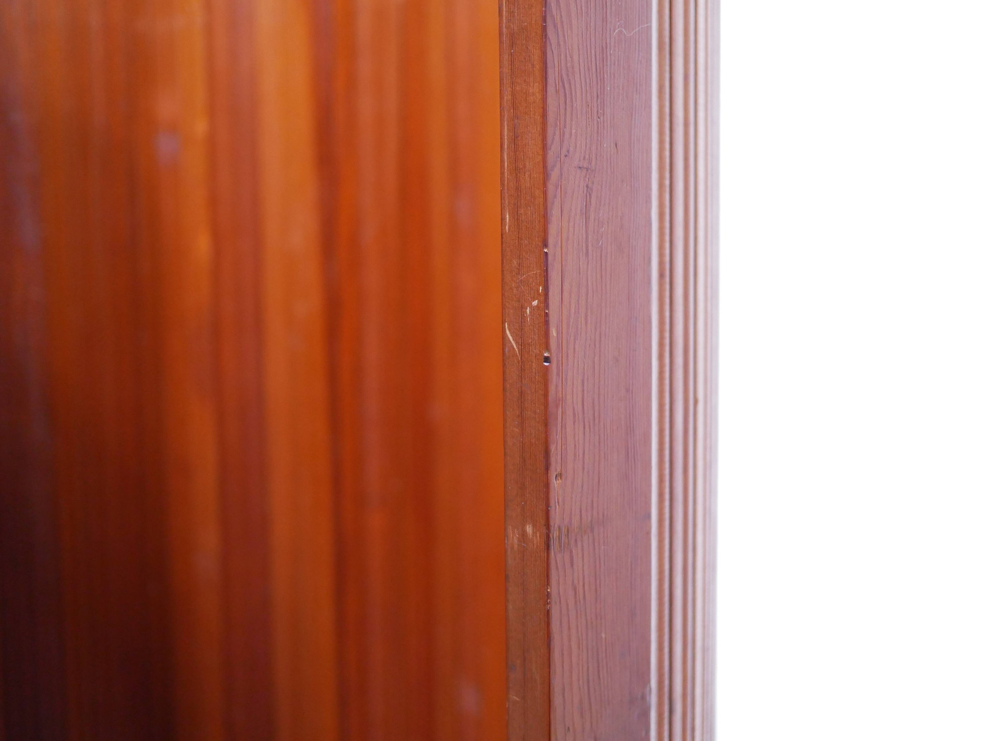 Vintage wooden screen published by snsa