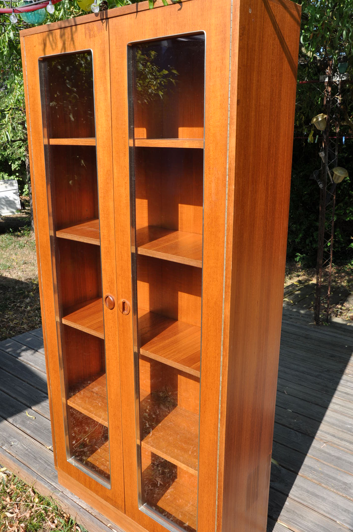 Scandinavian-style library