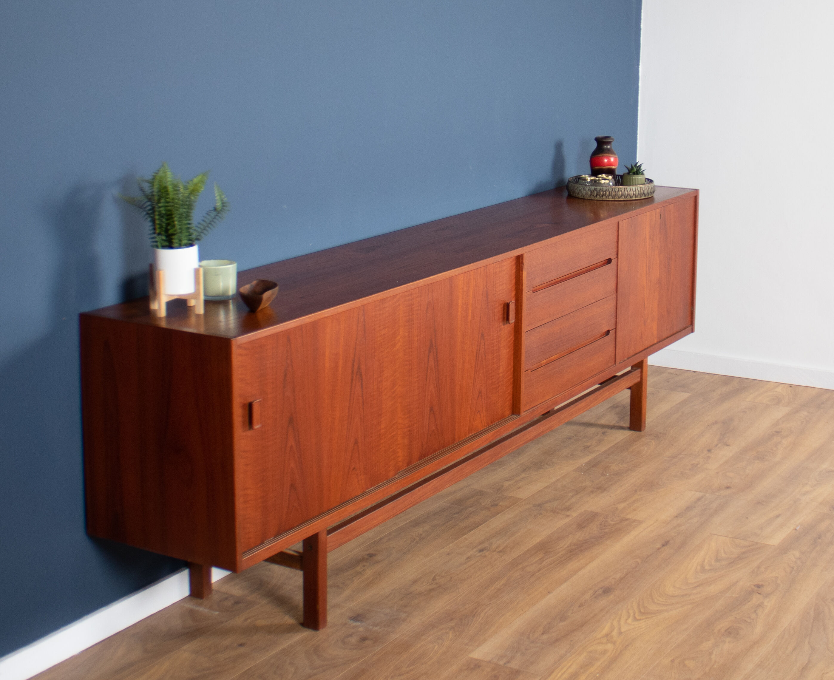 Aril Grande sideboard by Nils Jonsson for Hugo Troeds 1960s