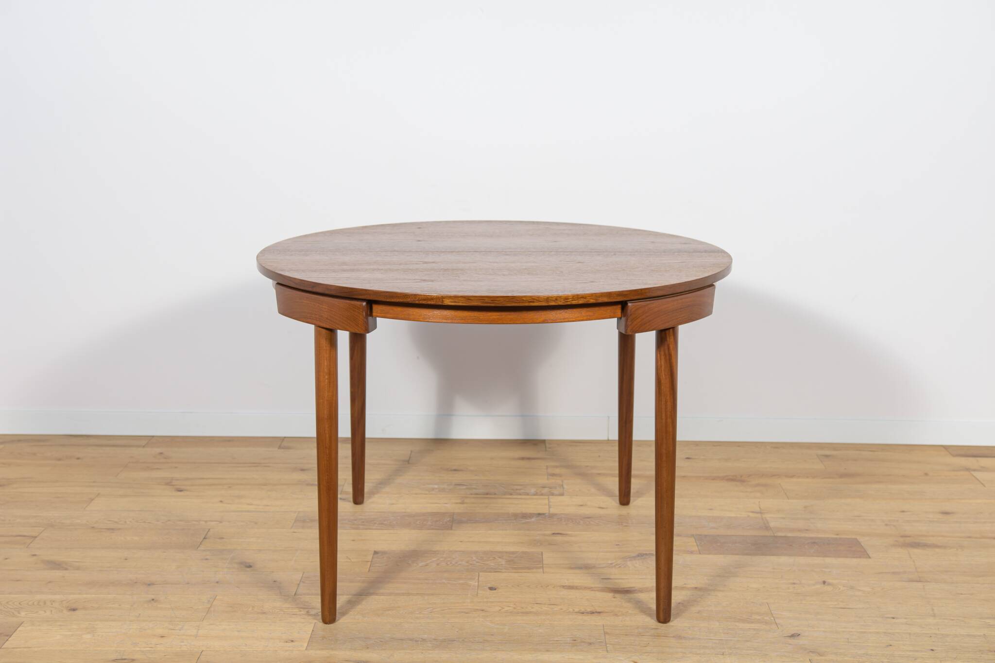 Mid-Century Teak Dining Table and Chairs Set by Hans Olsen for Frem Røjle.