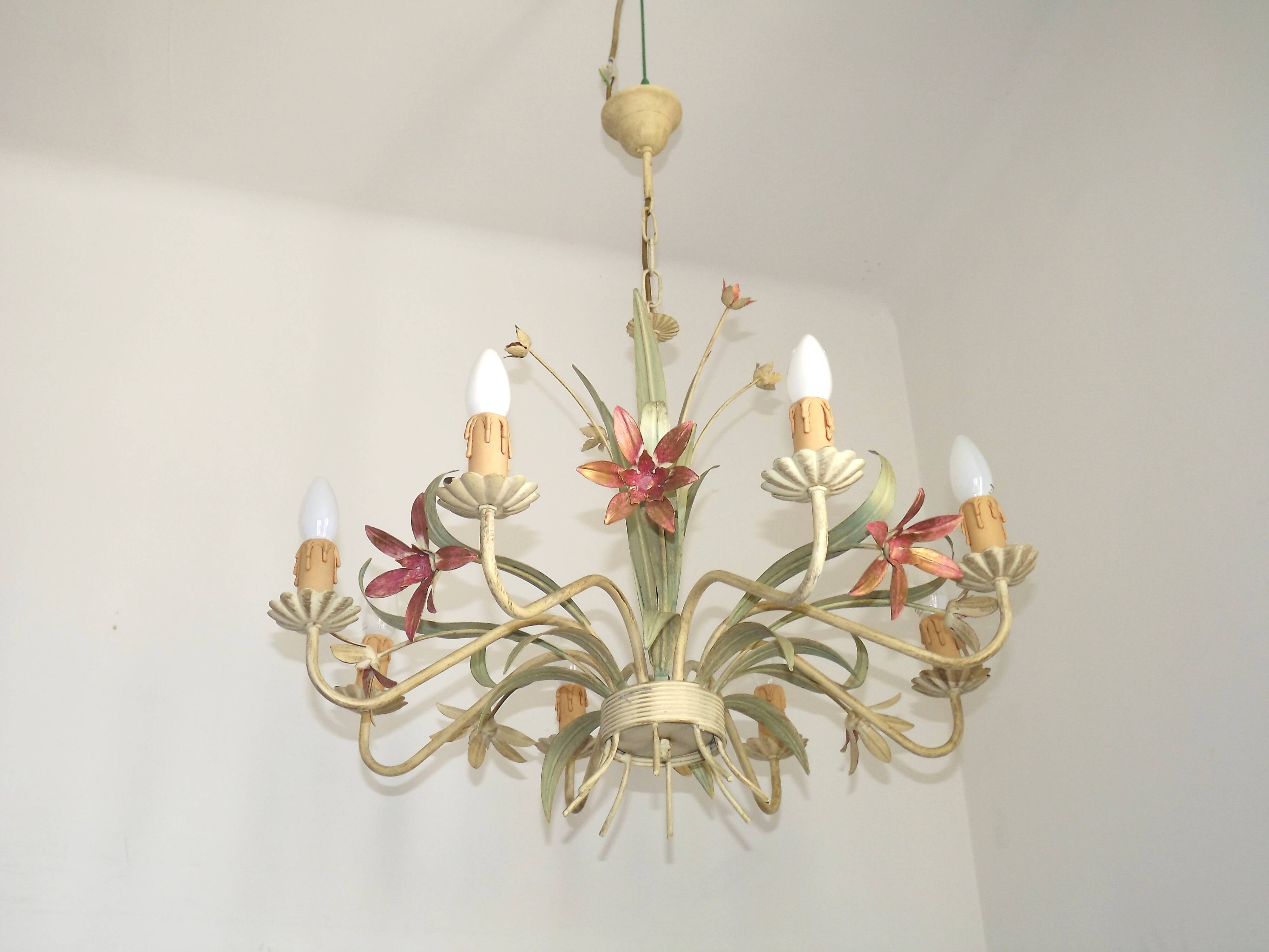 Italian vintage metal chandelier with 8 lights, Mathias bouquet, pink flowers.