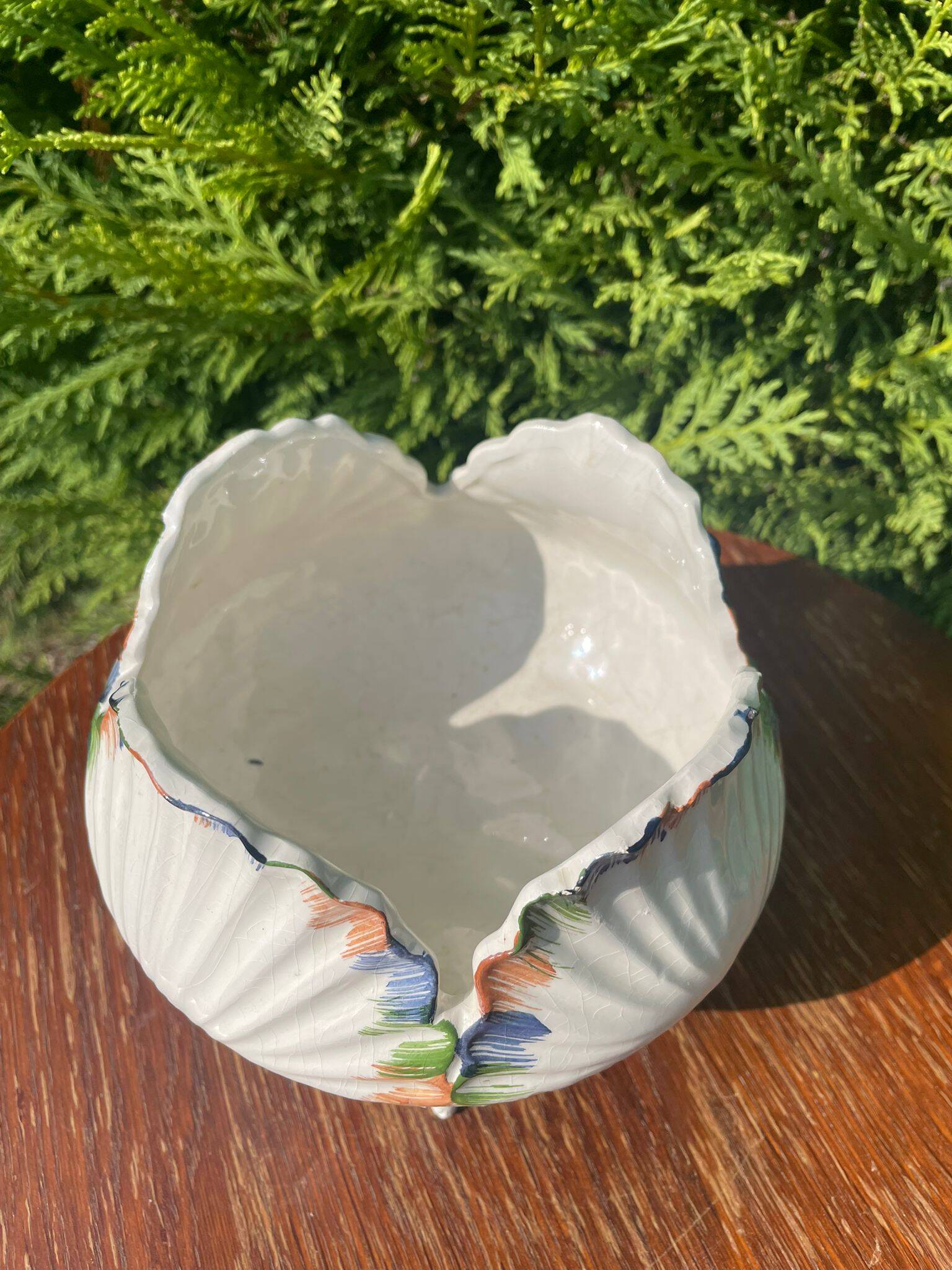 Jardinière tripode