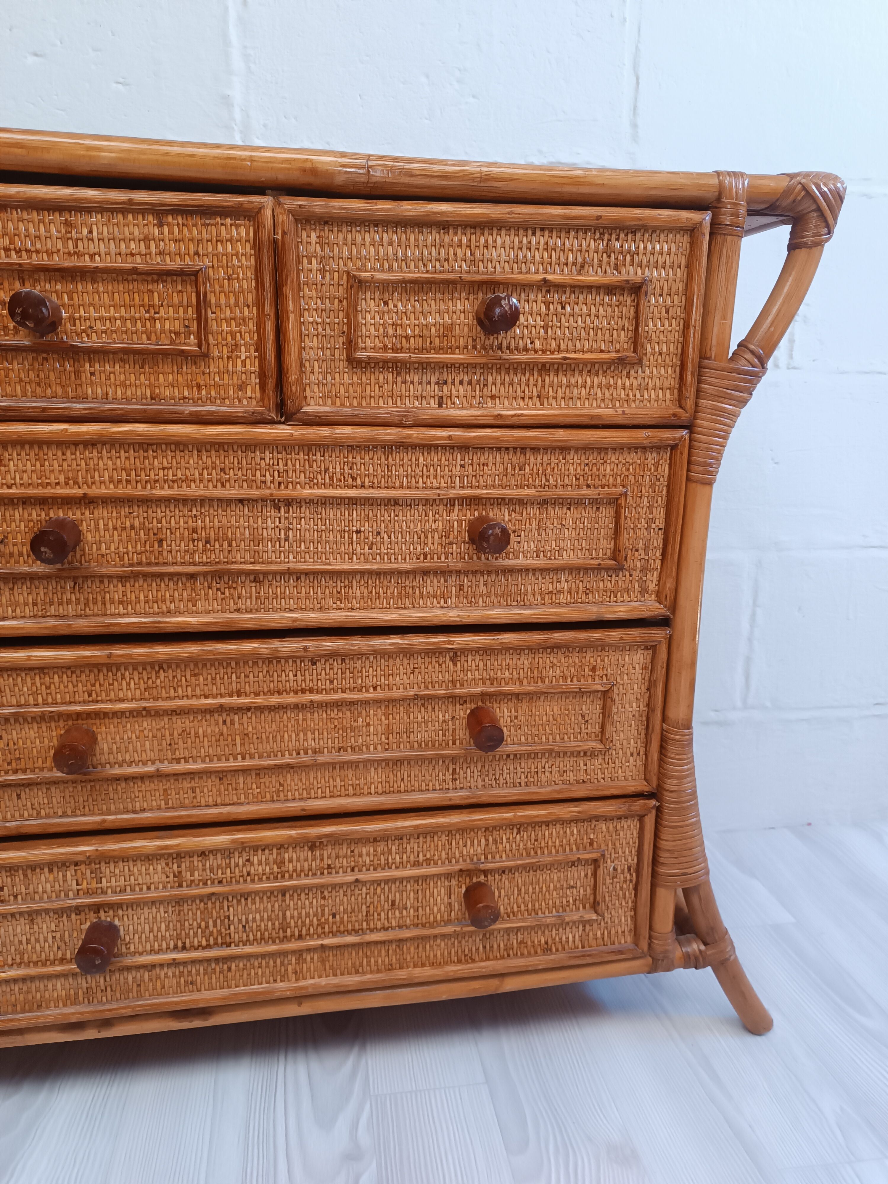 Commode en rotin et bambou  années 60