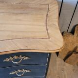 Antique chest of drawers