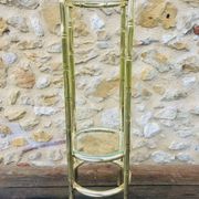 Vintage faux bamboo pedestal table in brass with 2 glass shelves