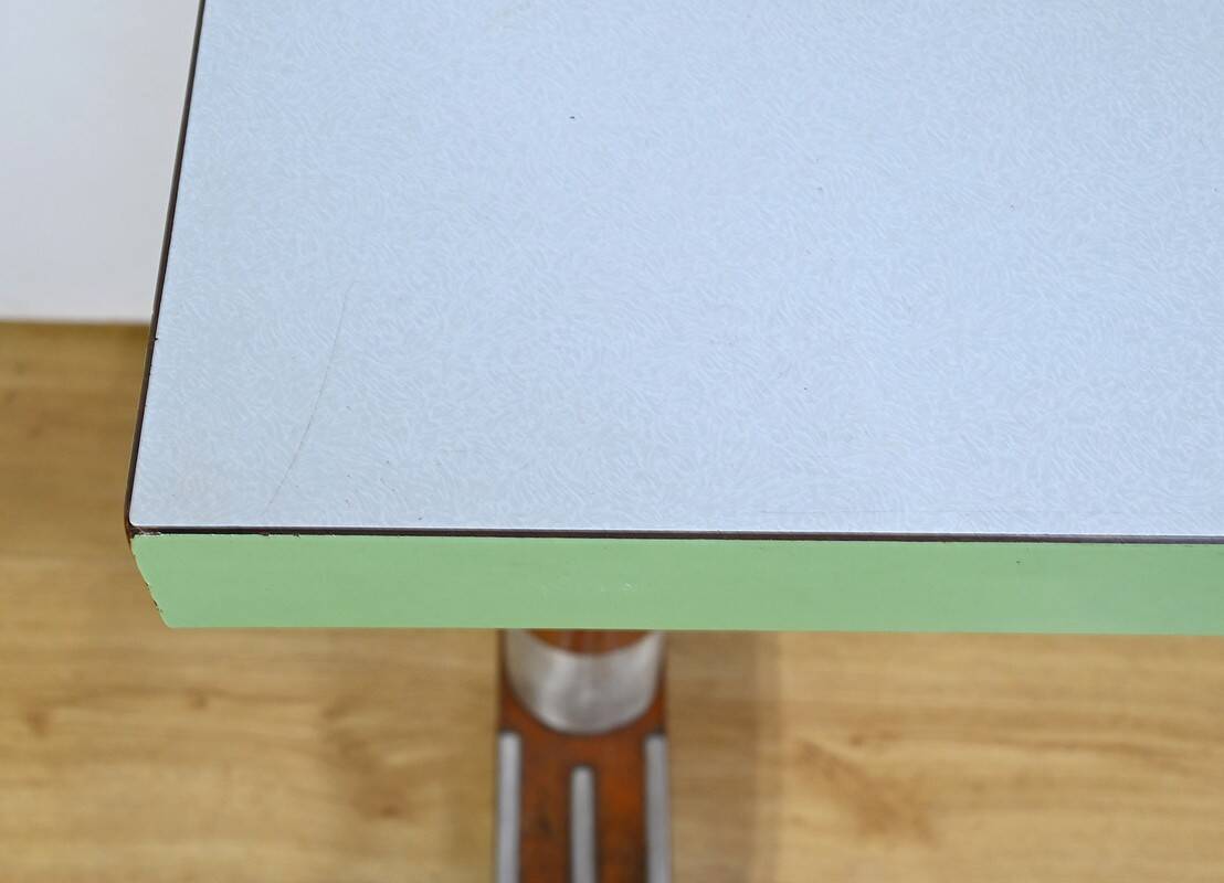 Bistro tables in laminate and beech – 1950