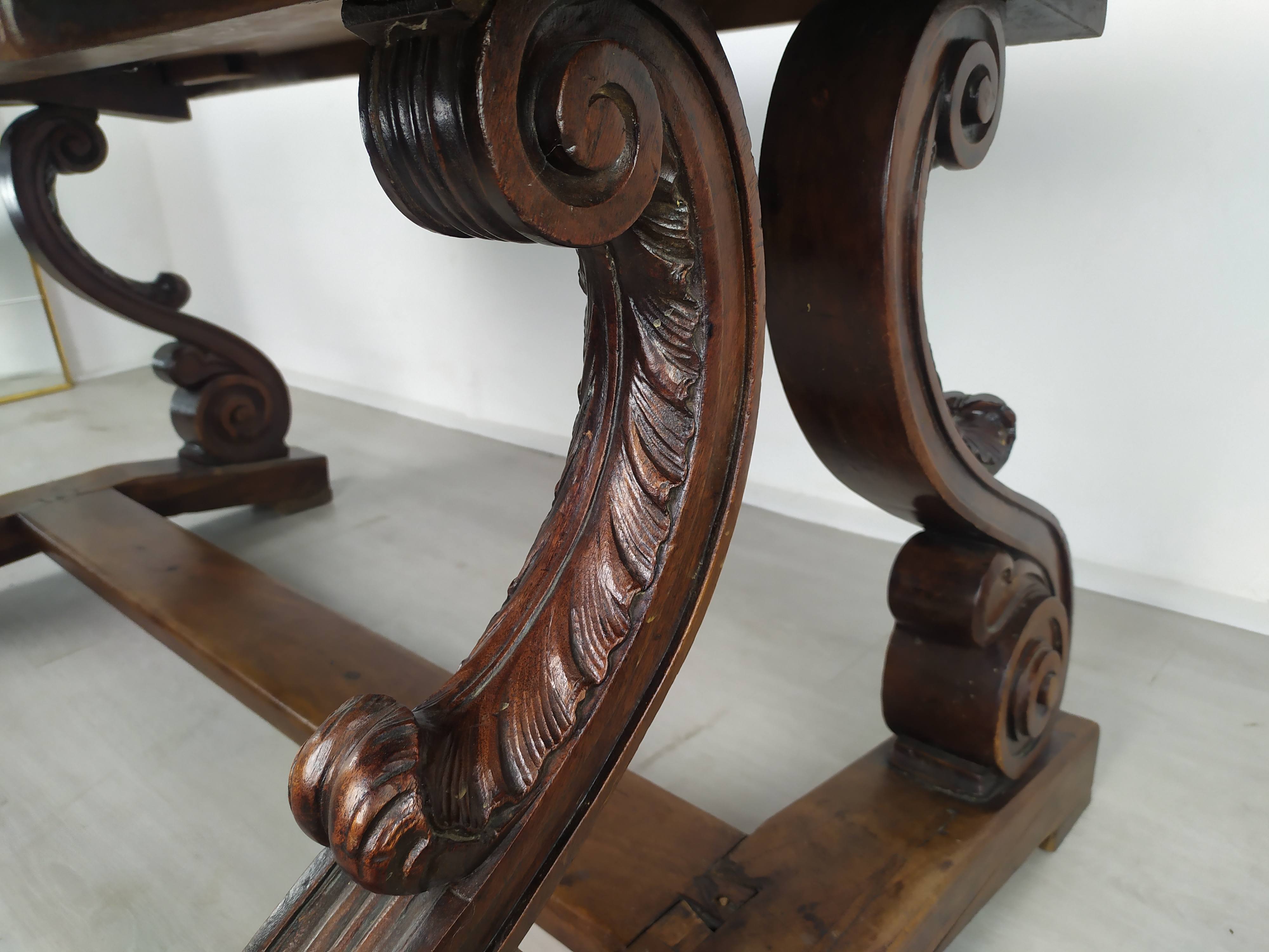 Spanish renaissance table