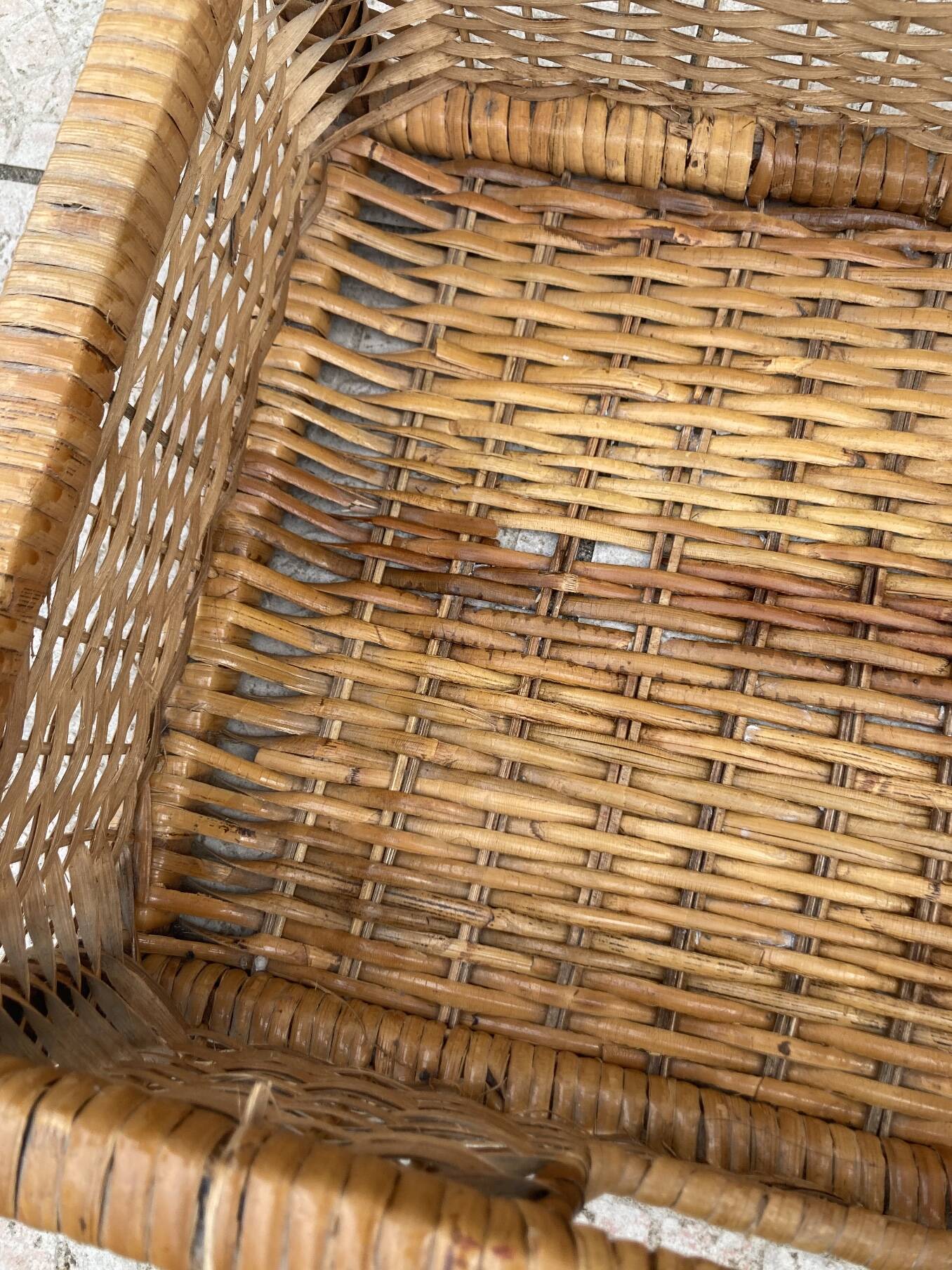 Vintage rattan chiffonier