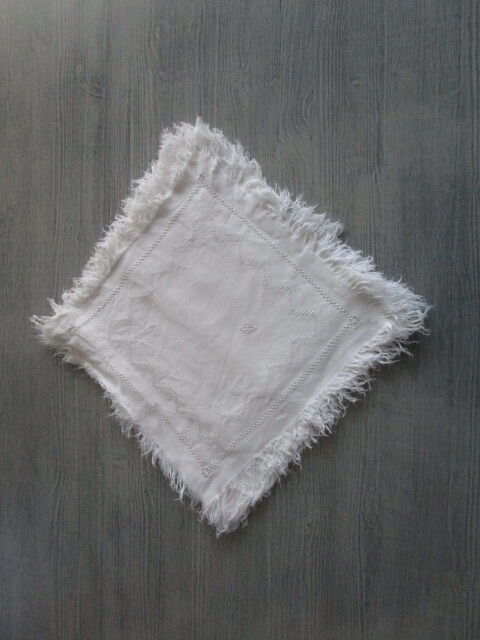 10 old damask-monogrammed-embroidered tea towels 30x30cm