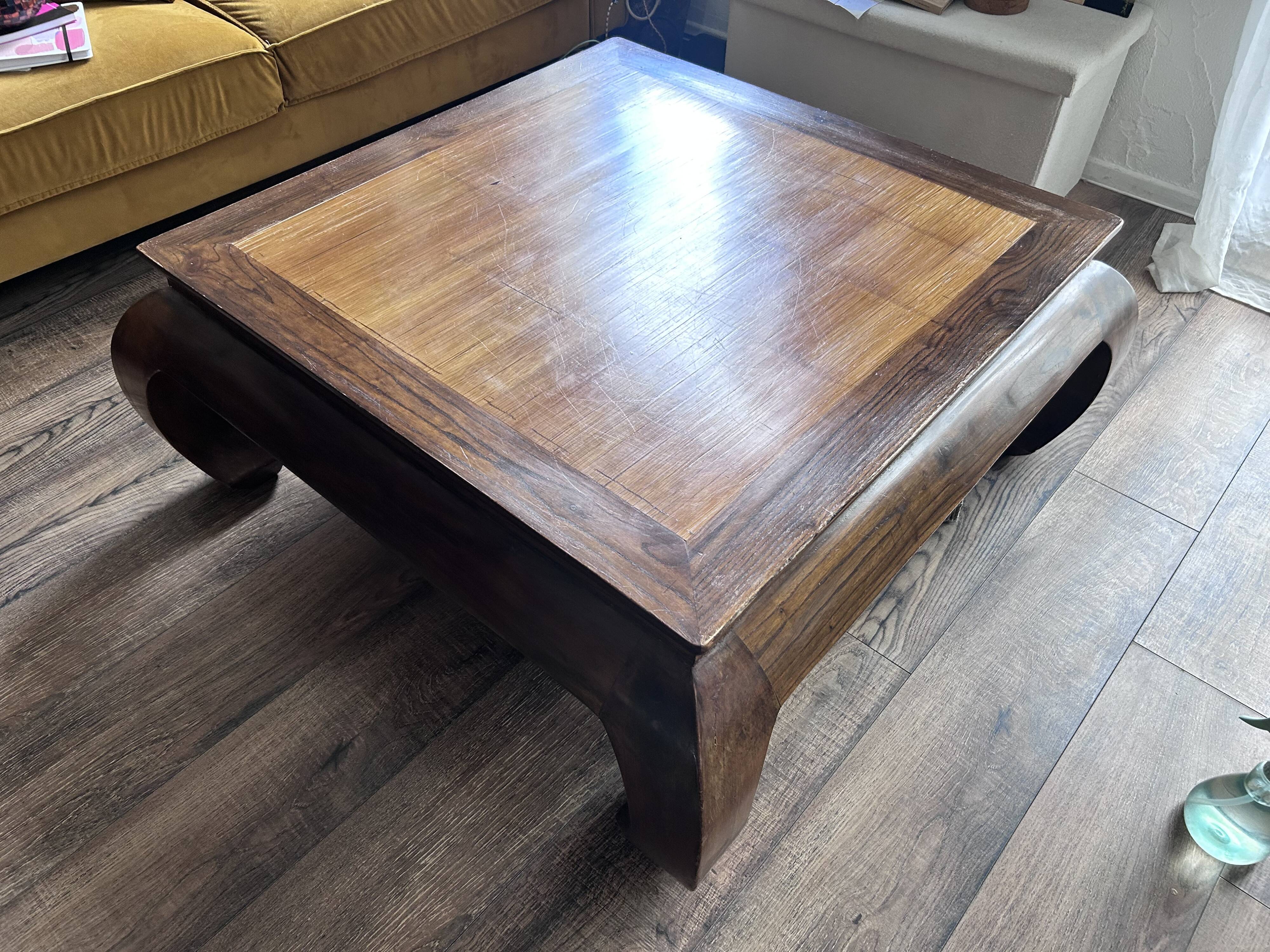 Chinese coffee table in genuine solid rosewood — Ming style